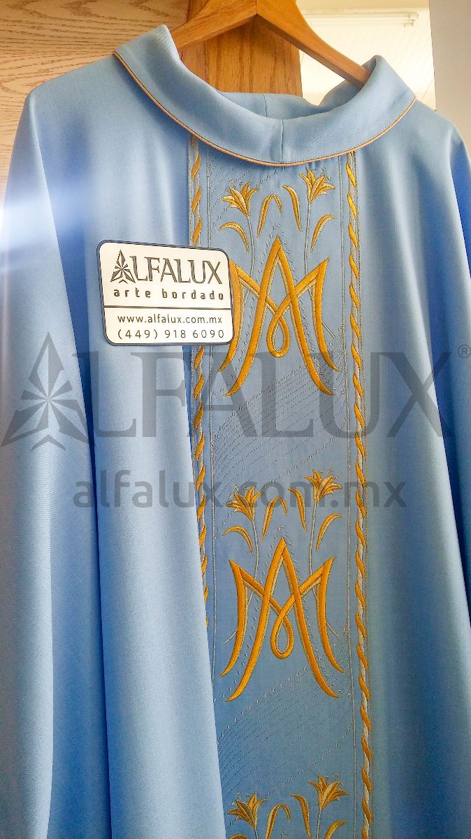 14 AVE MARIA Azul Cielo Central 004